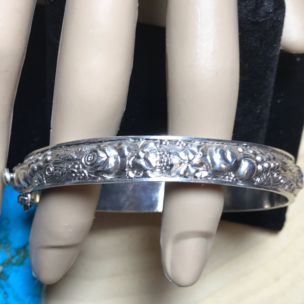 Sterling silver signed vintage bangle